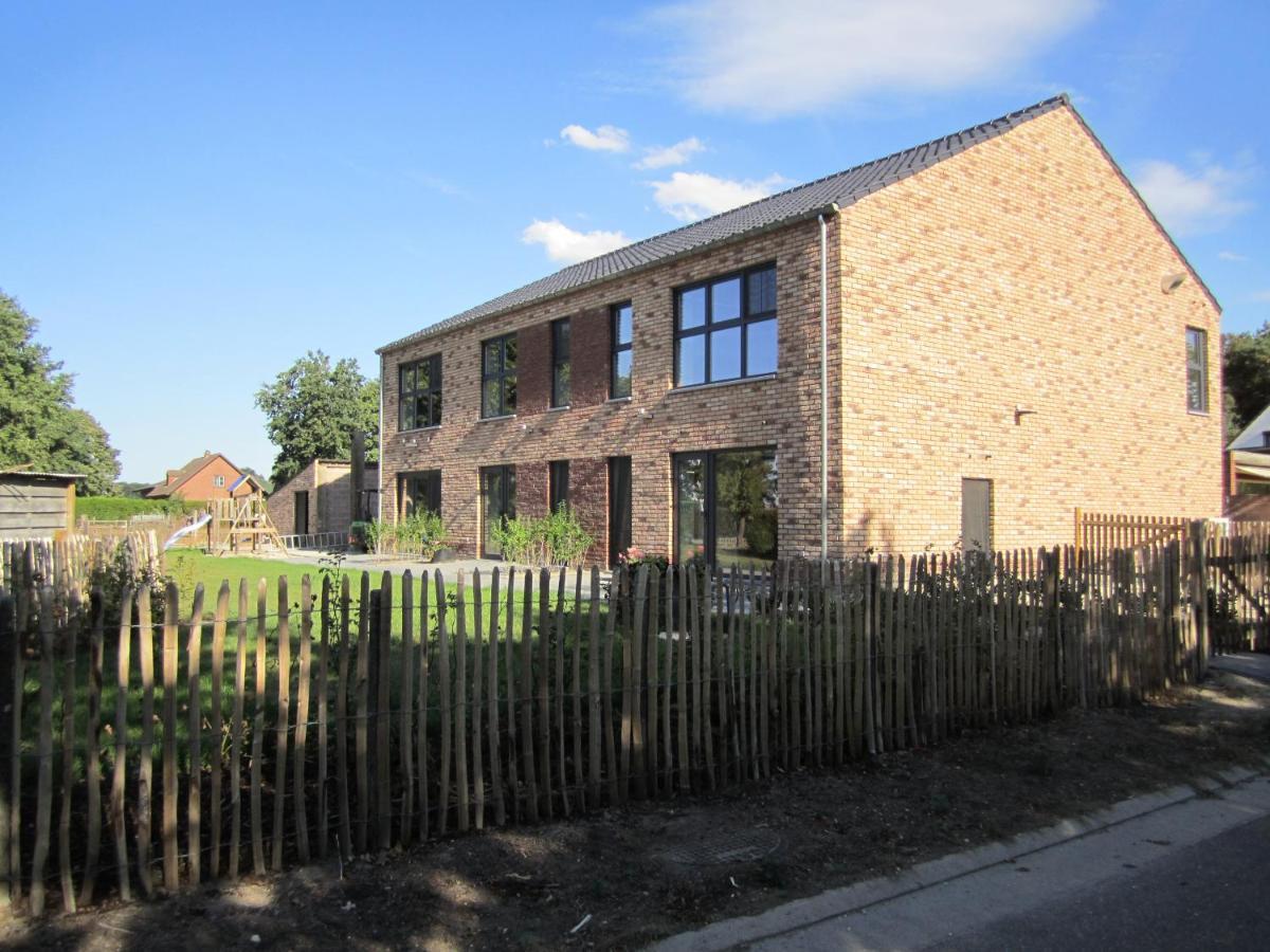 Apartamento De Hoog Velden 11 NeerNeerpelt Exterior foto